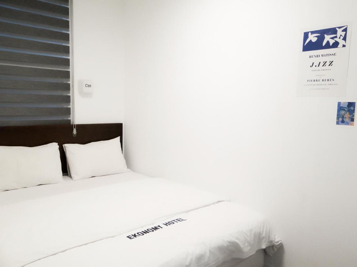 Ekonomy Haeundae Hostel Busan Eksteriør billede