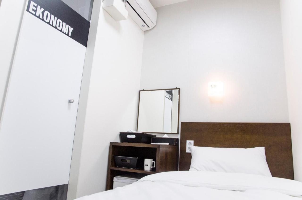 Ekonomy Haeundae Hostel Busan Eksteriør billede