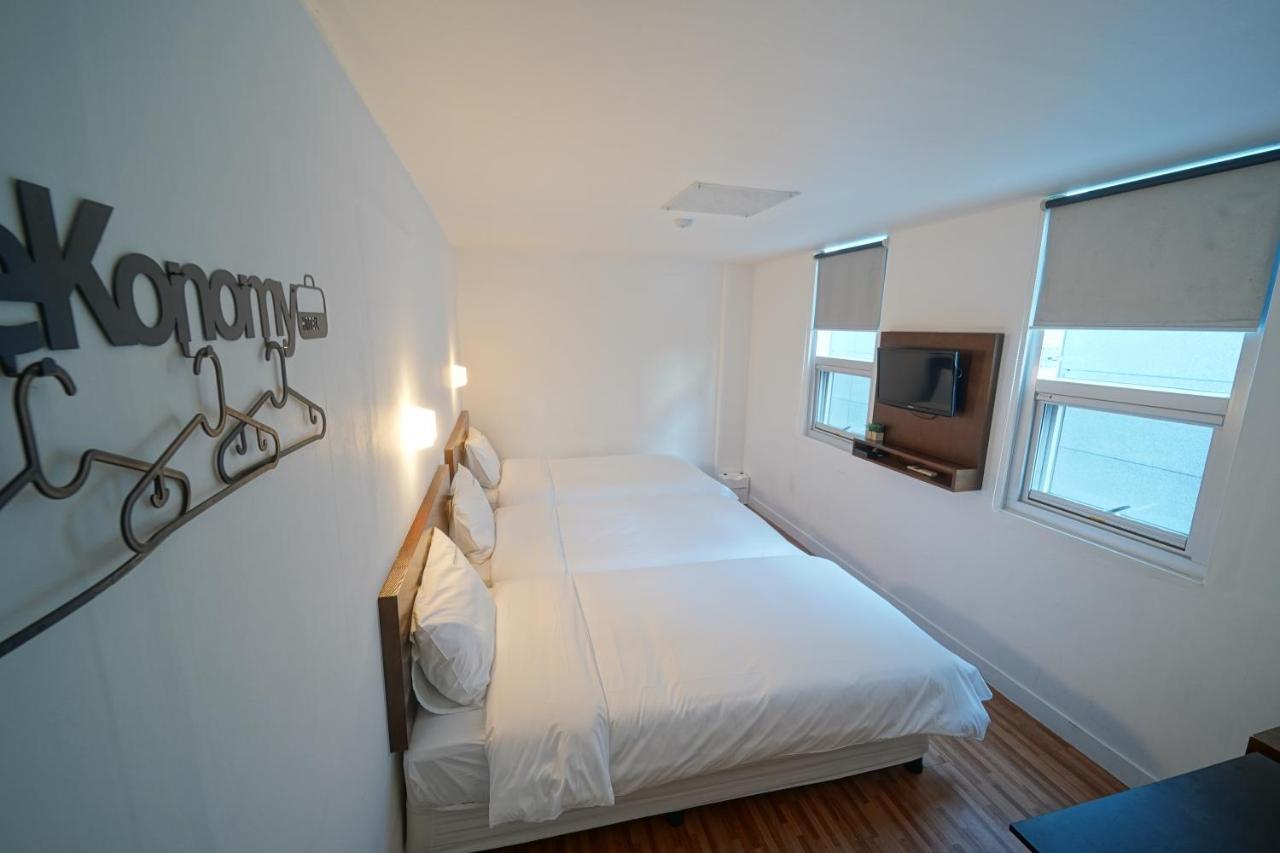 Ekonomy Haeundae Hostel Busan Eksteriør billede