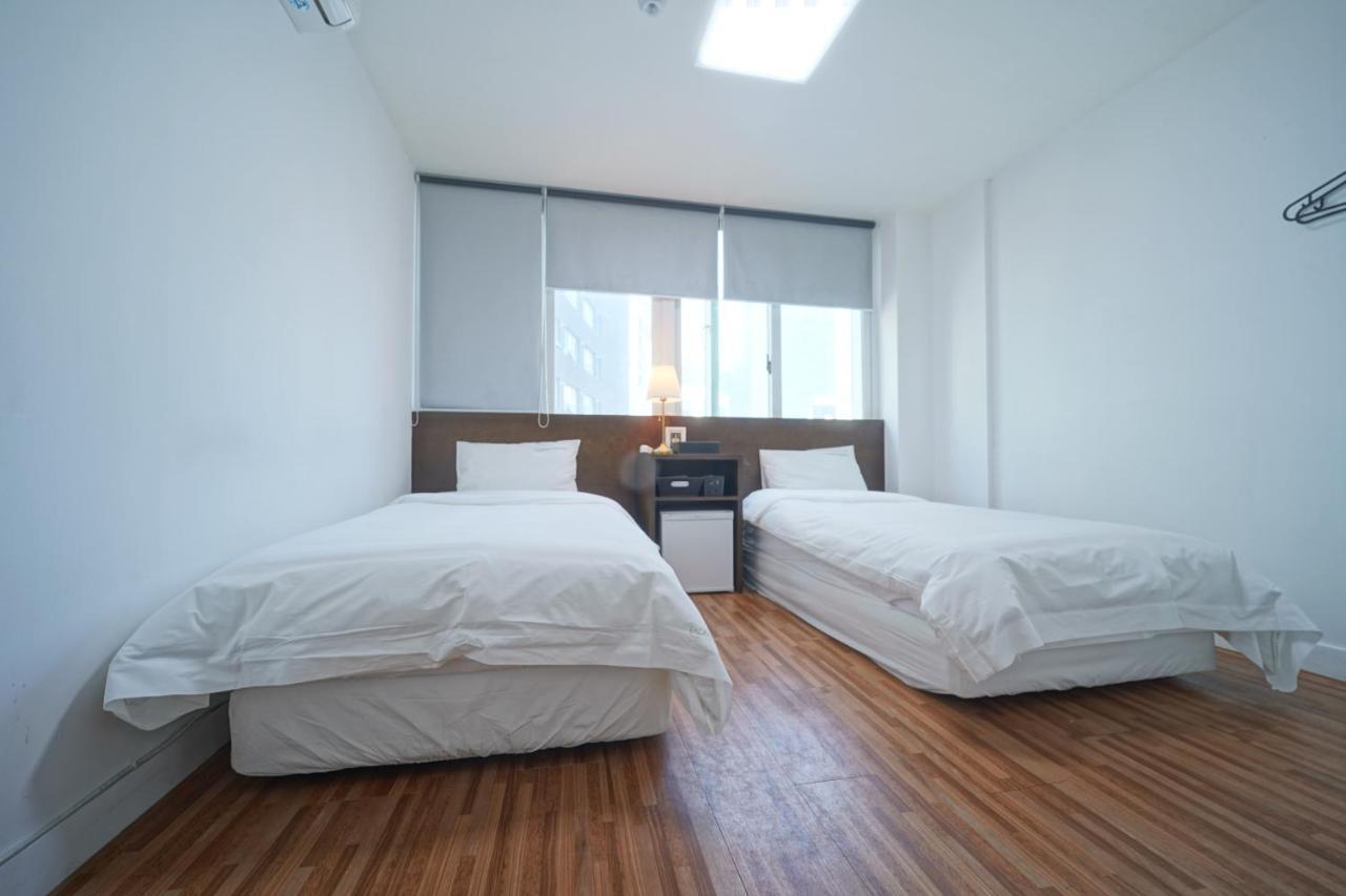 Ekonomy Haeundae Hostel Busan Eksteriør billede