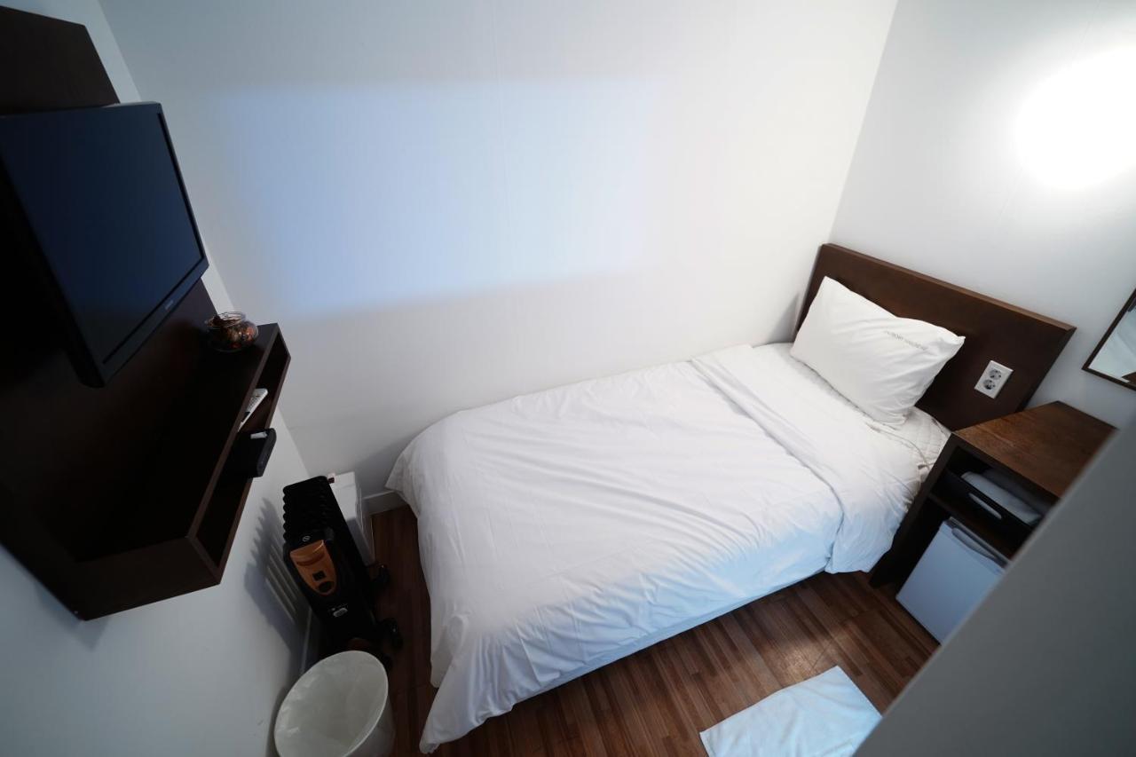Ekonomy Haeundae Hostel Busan Eksteriør billede